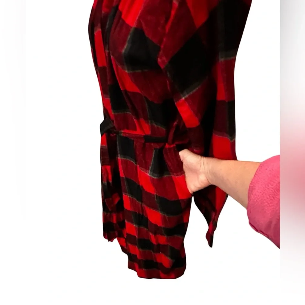 STARS ABOVE Perfectly Cozy Buffalo Check Flannel Robe in Red‎ Size M/L NEW NWT